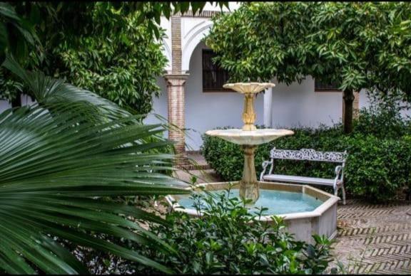 Apartamento En Un Dormitorio En Plaza Alfaro Sevilla Exterior foto